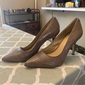 Ann Taylor Tan Snakeskin Heels